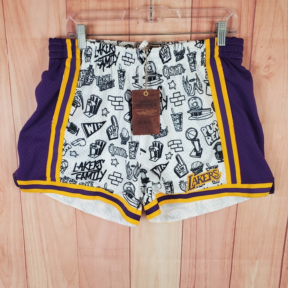 Mitchell & Ness Doodle Shorts Womens Sz XL‎ Los Angeles Lakers Graffiti